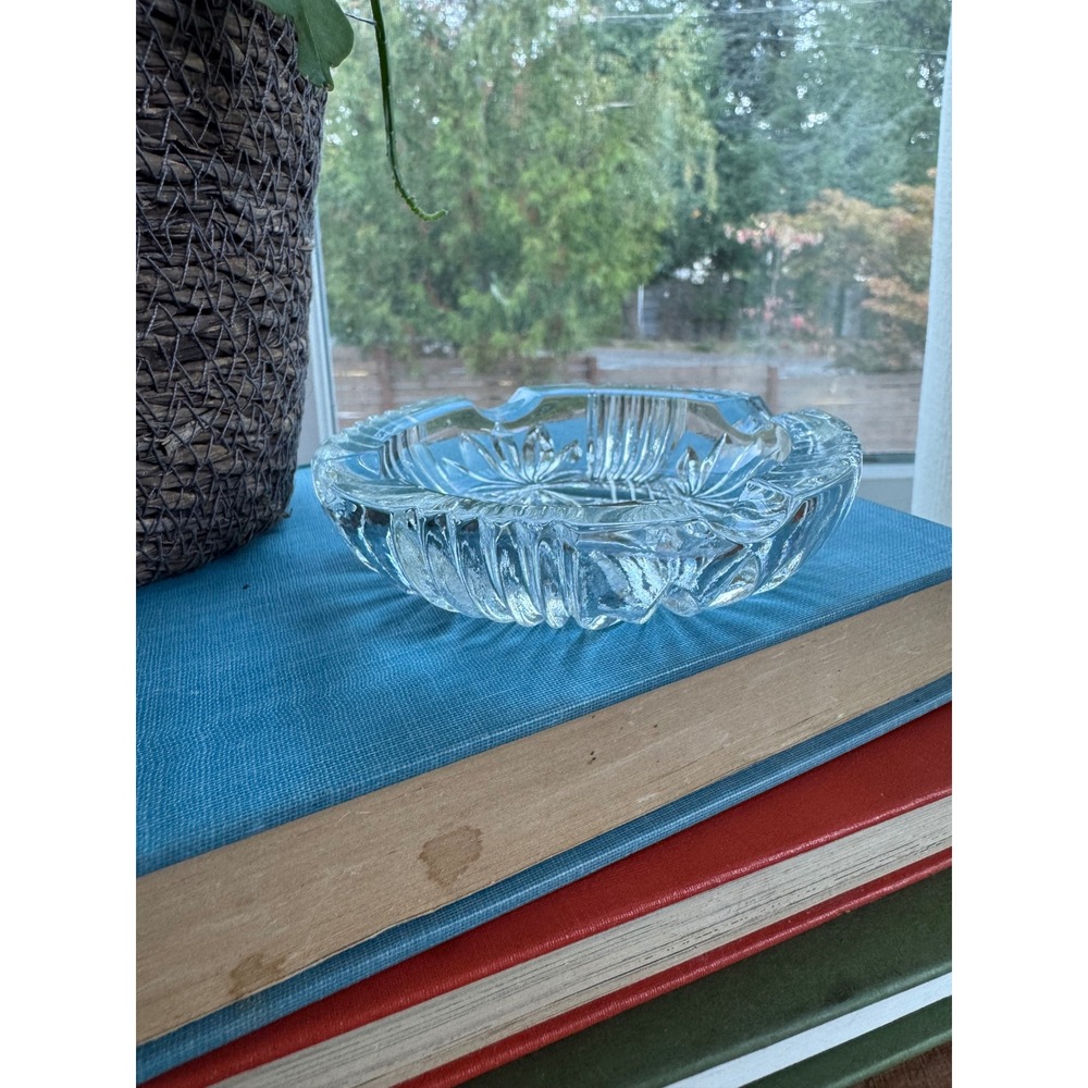 Vintage Federal Glass Georgetown Clear Pressed Glass 4" Ashtray Trinket Dish